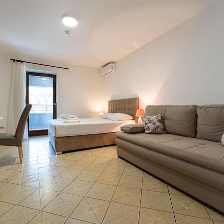 Studio Apartments Marea 2 بودفا الغرفة الصورة