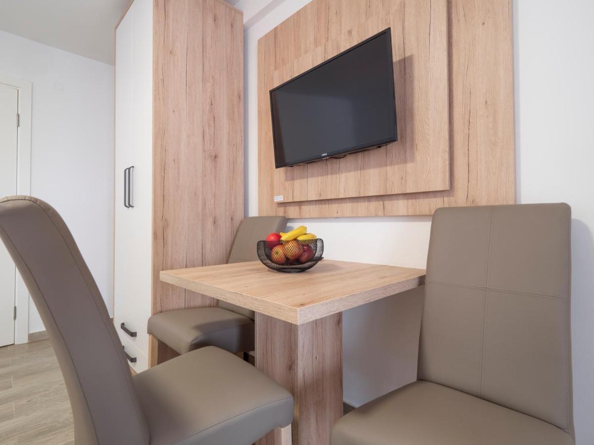 Studio Apartments Marea 2 بودفا المظهر الخارجي الصورة